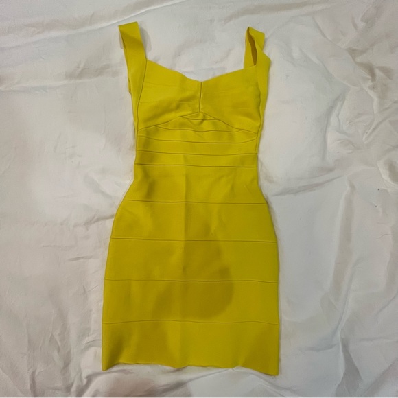 Herve Leger - Yellow Backless Bandage Dress - Size XS - Picture 4 of 6